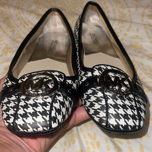 MICHAEL KORS (NWOB) Women’s Black & White Houndstooth Fulton Moc Loafers Size 9M - Picture 3 of 16